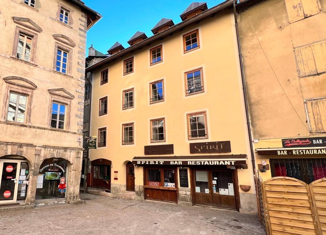 شقة T3 Au Coeur Du Centre Historique De Briancon #2 المظهر الخارجي الصورة