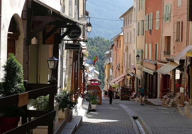 شقة T3 Au Coeur Du Centre Historique De Briancon #2 المظهر الخارجي الصورة